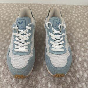 Veja Blue Pierre Rio